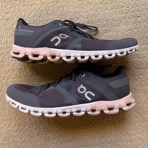 On cloud womens running shoes